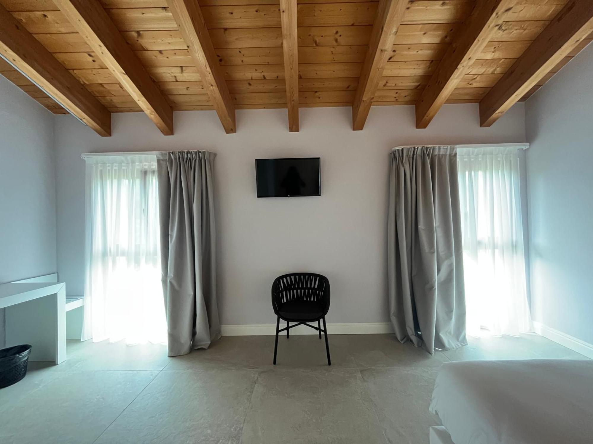 Agriturismo La Rondinella ลาซีเซ ภายนอก รูปภาพ