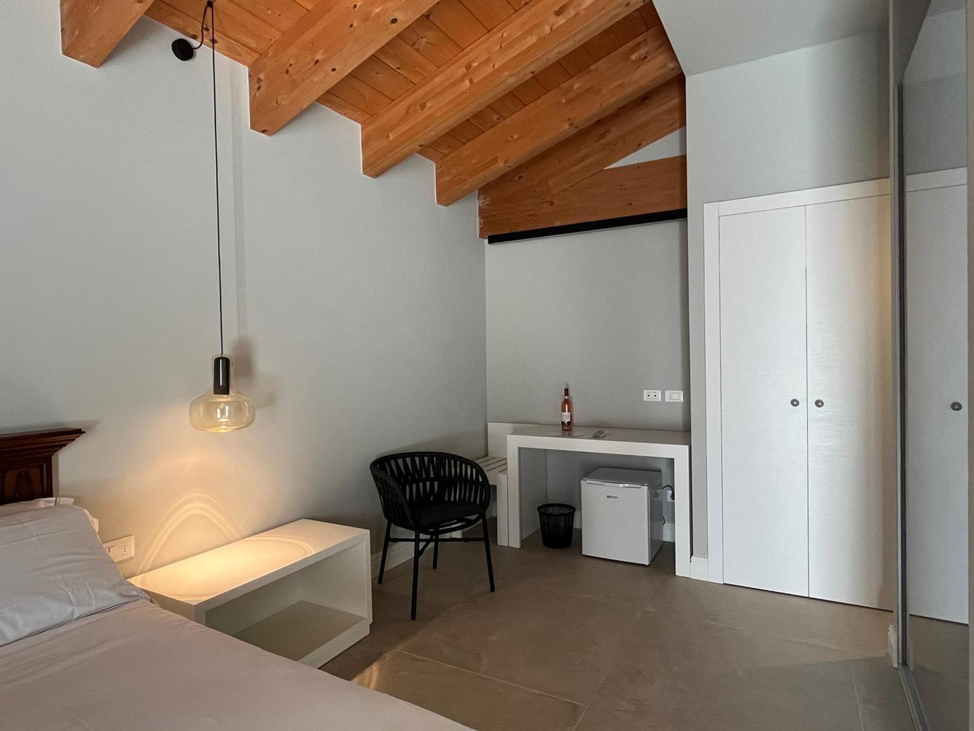 Agriturismo La Rondinella ลาซีเซ ภายนอก รูปภาพ