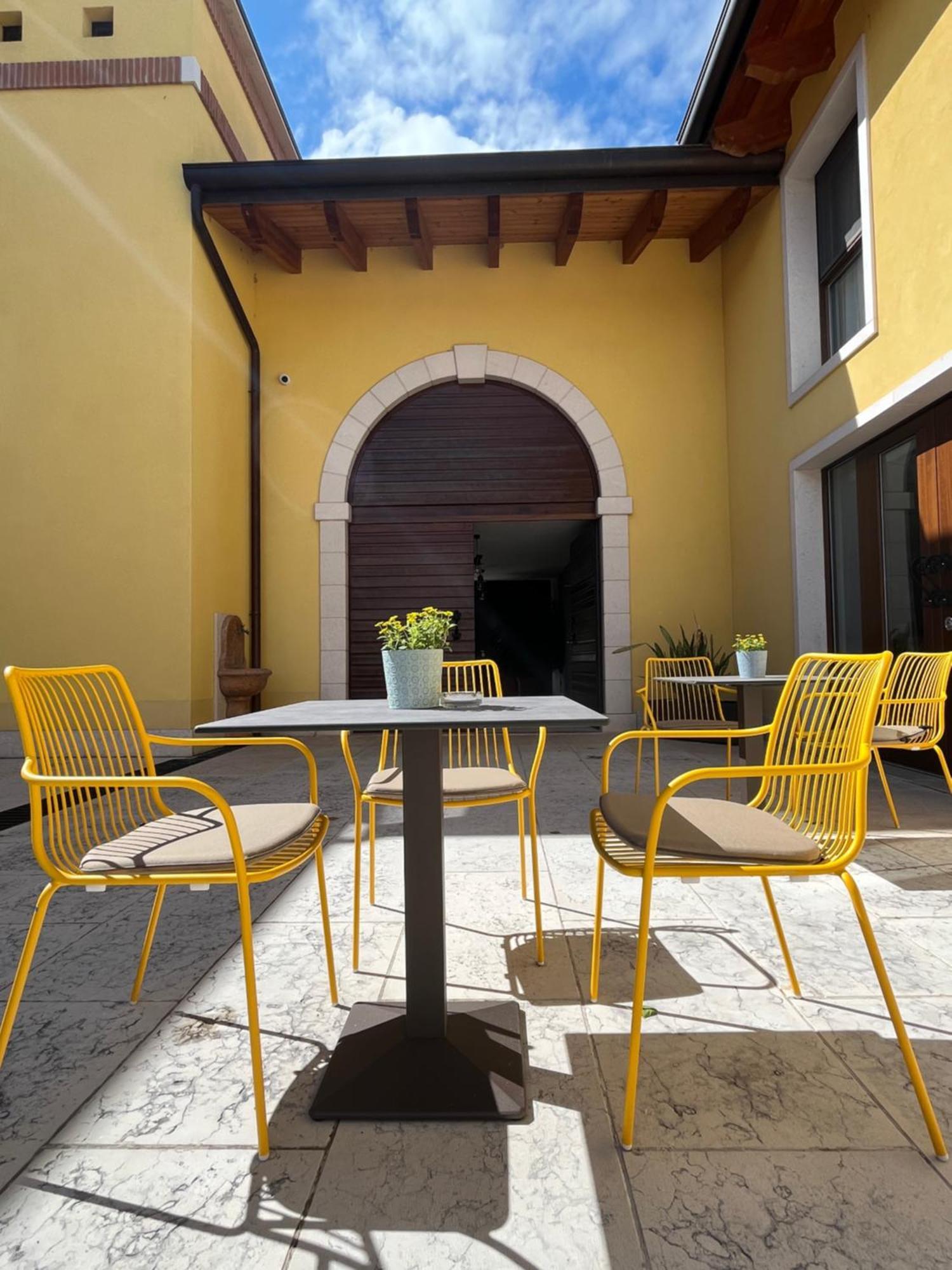 Agriturismo La Rondinella ลาซีเซ ภายนอก รูปภาพ