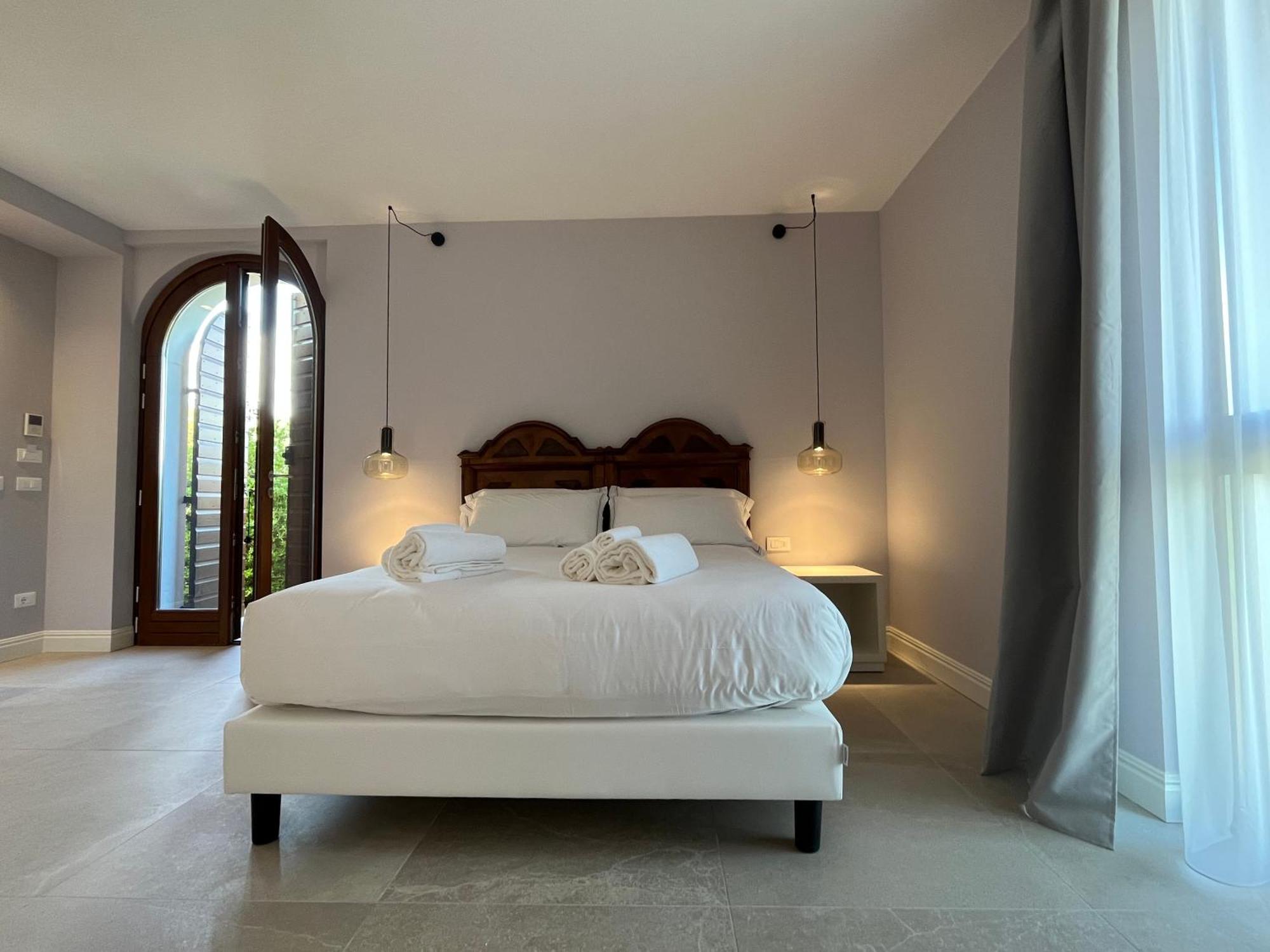 Agriturismo La Rondinella ลาซีเซ ภายนอก รูปภาพ